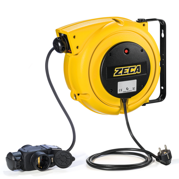 4315/ GS3 ZECA PROLUNGA CON RIENTRO AUTOMATICO 15M CON TRIPLA PRESA E SPINA SCHUKO